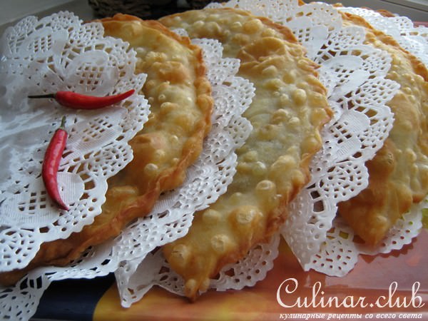 Тунисские пирожки с яйцом. (чебуреки по-восточному)