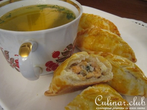 Кибинай с рыбой.