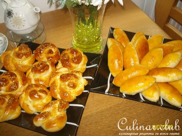 Пирожки с сыром (брынза)