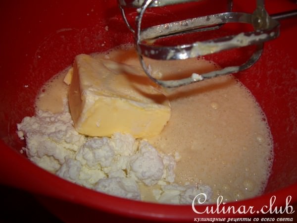 Творожные пирожки с яблоками и маком