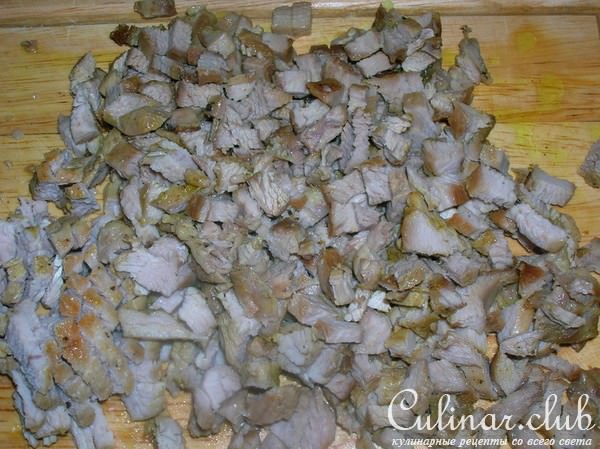Слоеные пирожки с индейкой карри и беконом