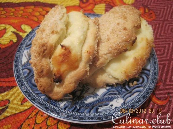 СОЧНИК с творогом и кокосовыми напевами (кулинарный алфавит)