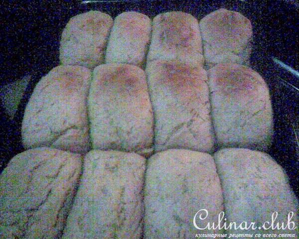 Гречневые пирожки с кислой капустой и изюмом (сытные и постные)