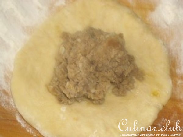 Яблочные пирожки с мясом