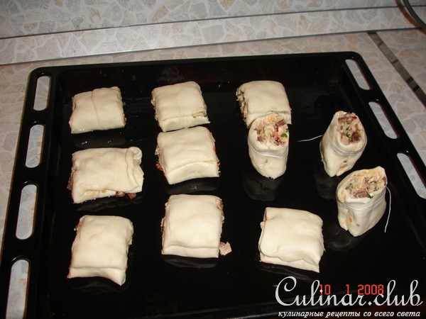Мини-рулетики с копченостями и сыром