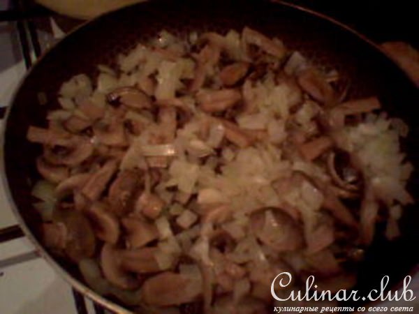 Спагетти с грибочками и сыром