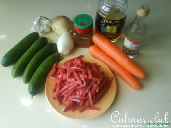 Салат из жареных огурцов по-корейски