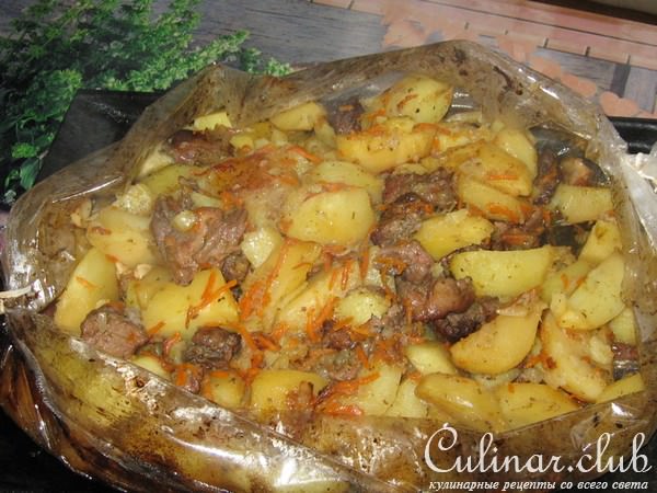 Мясо с овощами в рукаве