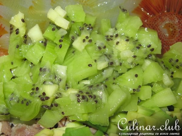 Салат"Чудесный"с курицей