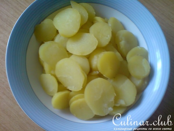 Kартофельно-огуречный салат