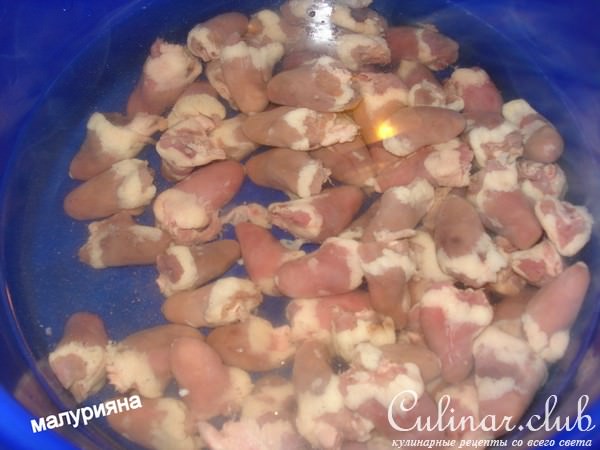 Салат из куриных сердечек