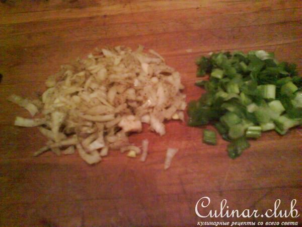 Пикантный салат из креветок и кукурузы