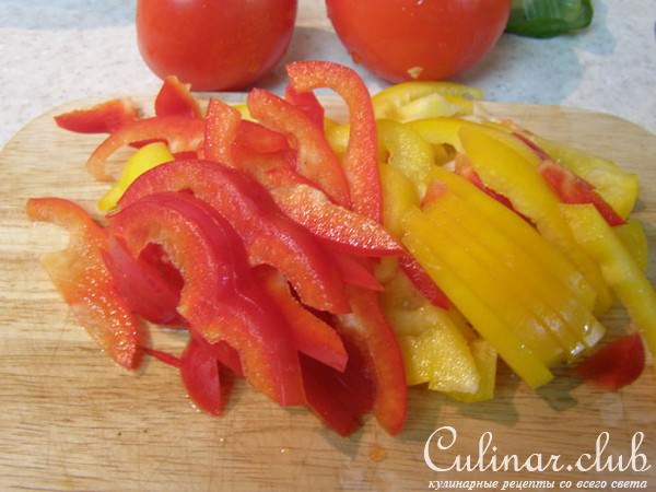 Овощной салатик с помидорами и сыром фета