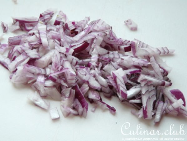Египетский салат с сыром Фета, мятой и укропом.