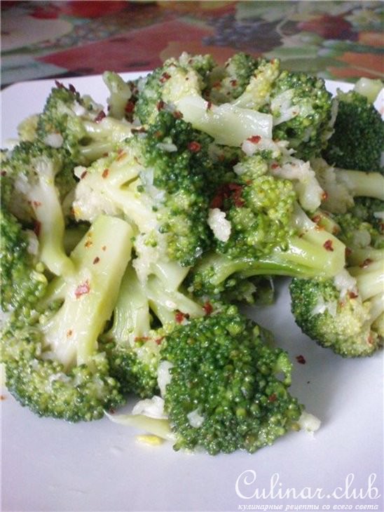 салат из брокколи легкий и вкусный!