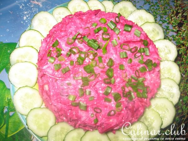Салат со свеклой,сыром и яйцом(вариант)