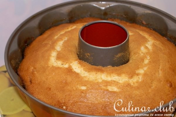 Перевёрнутый пирог с ананасами и клюквой