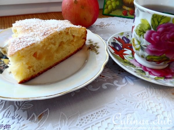 Нежный пирог с яблоками.