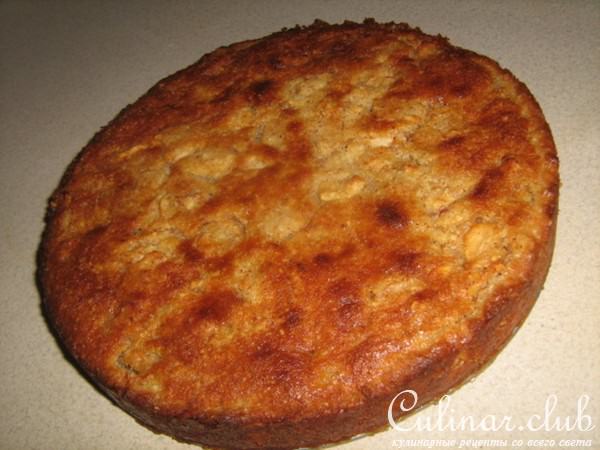 Яблочный пирог с миндальным кремом.