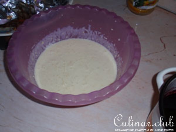 Открытый пирог с черникой и творогом