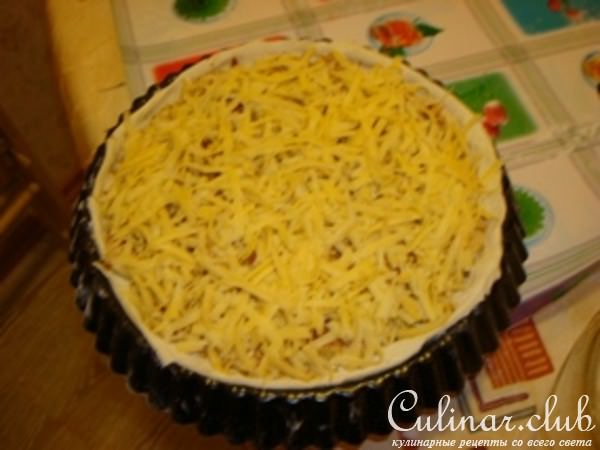 Пирог с грушей и сыром