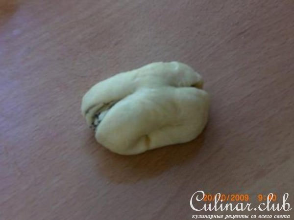 Плюшки с маком (варианты лепки)