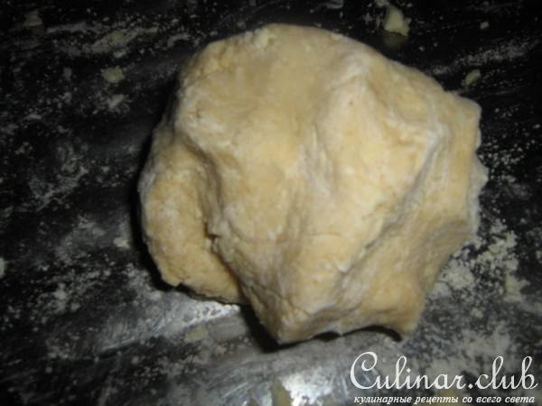 Пирог с грушами, шоколадом и карамелью