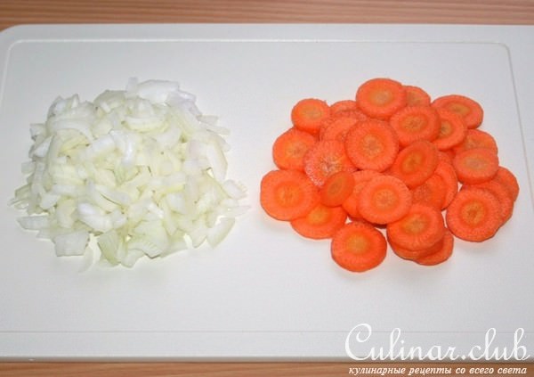 Суп с мясным фаршем и обжаренным пшеном