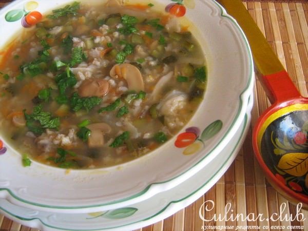 Суп с перловкой и грибами.
