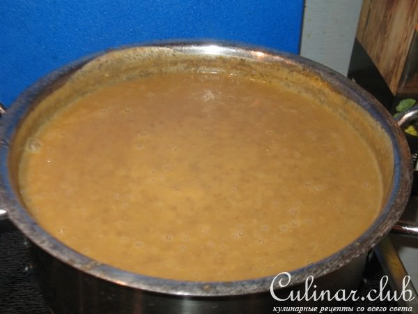 Суп-крем из чечевицы с сыром