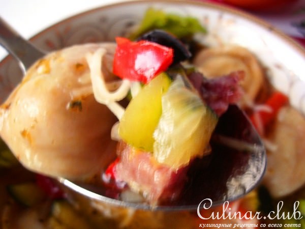 Мясной суп с пикантными равиолями. Тест-драйв.