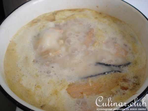 Похлебка из форели и кукурузы