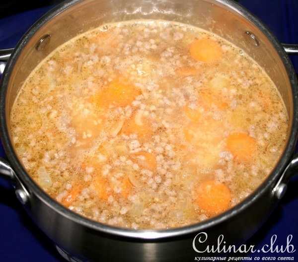 Суп с мясным фаршем и обжаренным пшеном