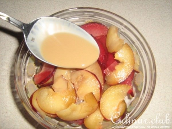 Корзинки с франжипаном и сливами