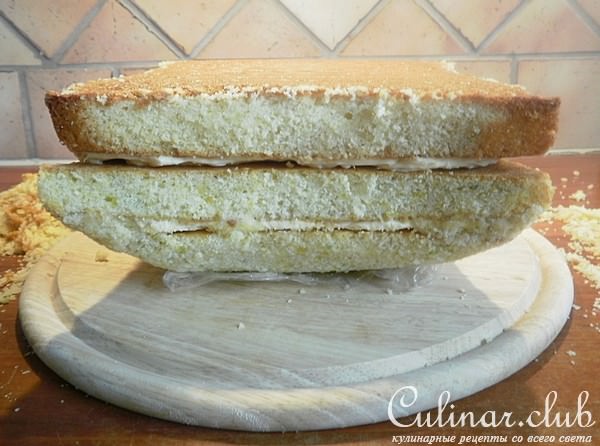 Торт Подушка, Фисташковый масляный бисквит, Swiss Meringue Buttercream
