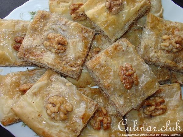 Баклава или пахлава из теста фило.