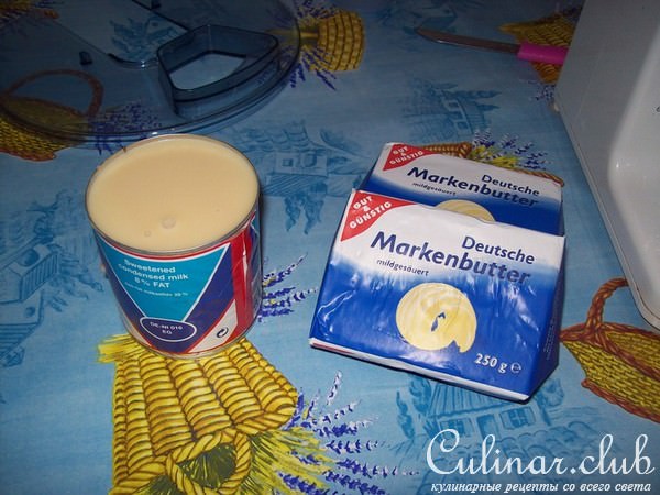 Украшение торта масляным кремом.