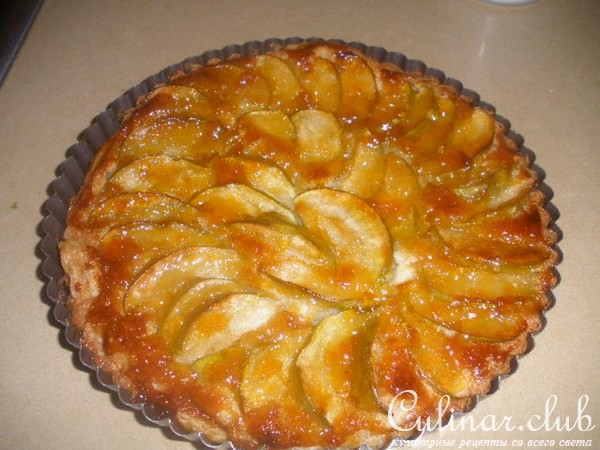Яблочно-миндальный тарт (Apple frangipane tart)