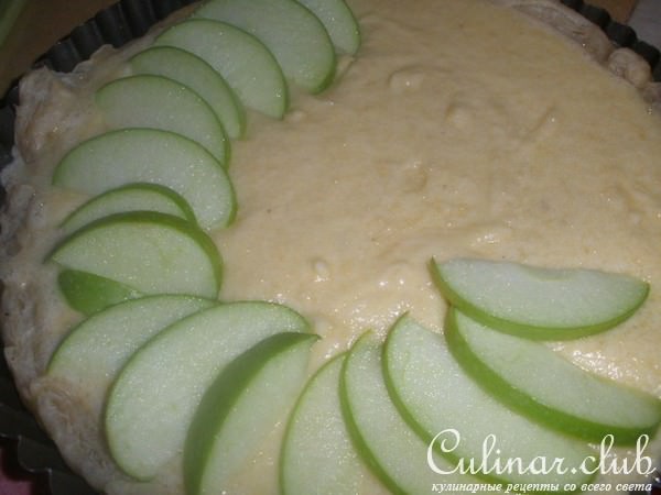 Яблочно-миндальный тарт (Apple frangipane tart)