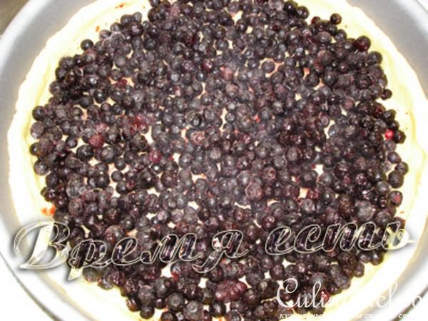 Нежный пирог с черникой