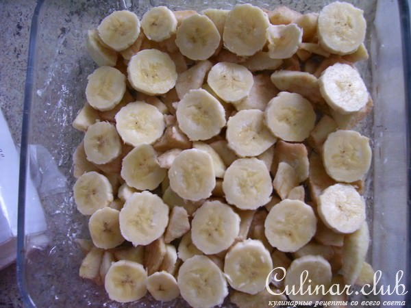 Манник нежный с яблочками и бананом