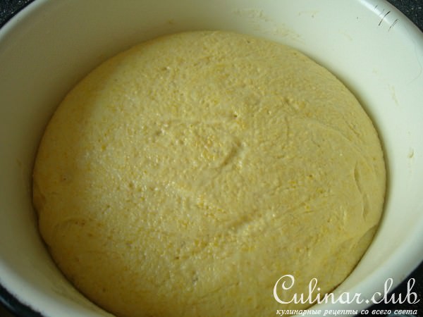 Кукурузный хлеб с чесноком