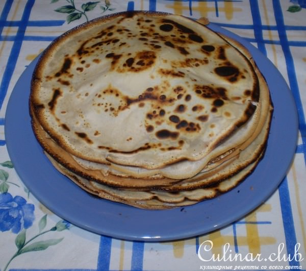 Нежное куриное мясо в блинчиках ))