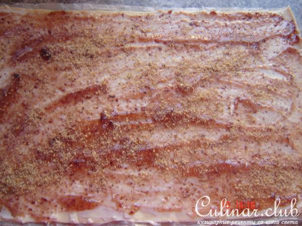 Слоечки с творогом,фундуком и кизиловым вареньем