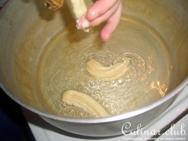 Заварные палочки в лимонном сиропе (тулумбы)