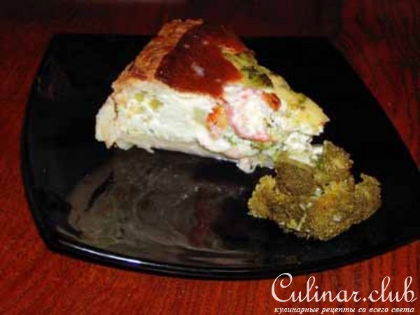 Пирог с креветками, брокколи и фетой