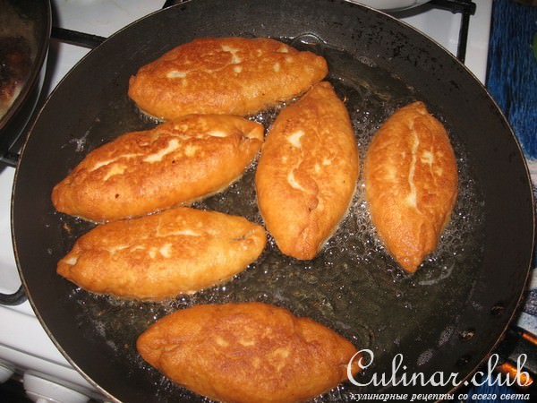 Жареные пирожки с ливером