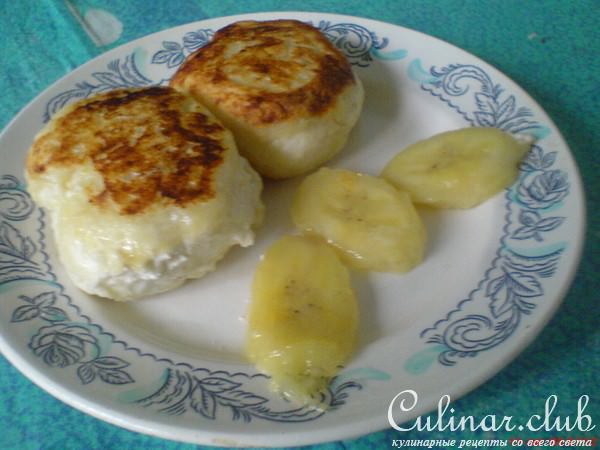 БАНАНОВЫЕ СЫРНИКИ