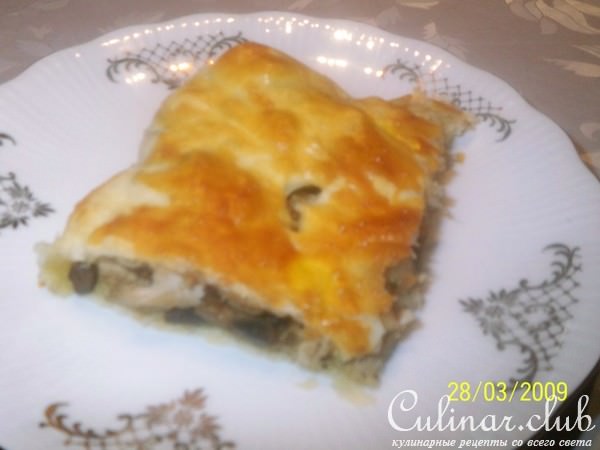 Пирог с курицей и грибами