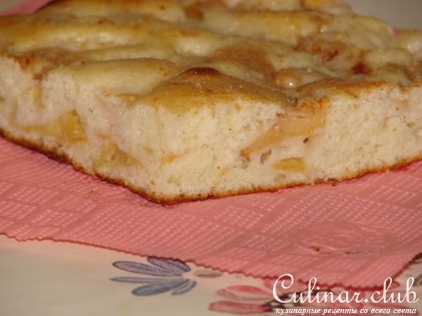 Манник с яблоками